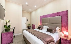 Bloom Apartment By La Griffe